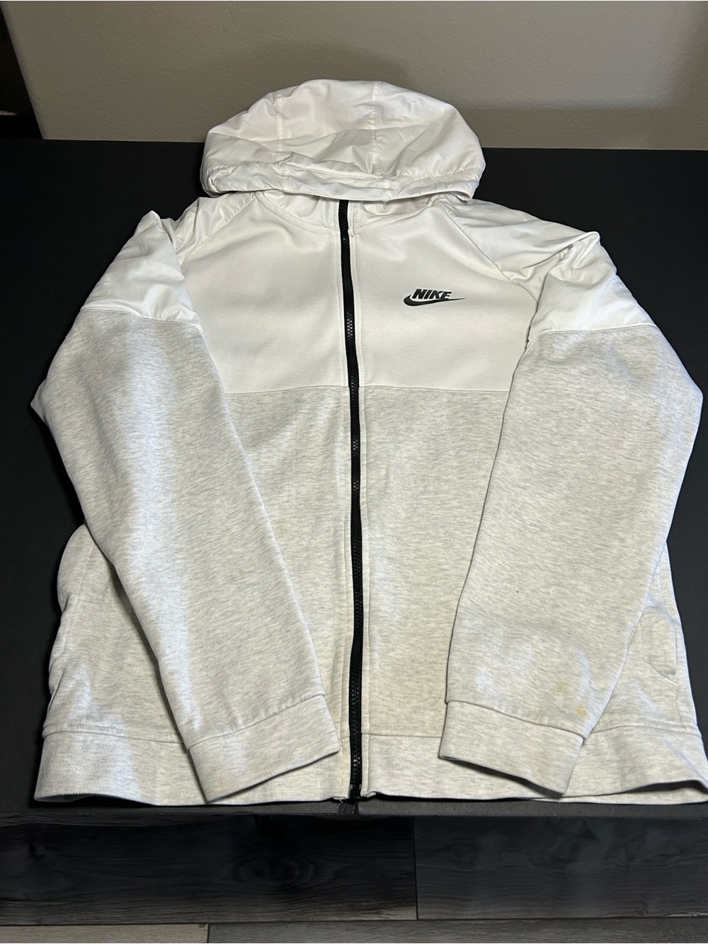 Nike White & Gray Colorblock Hooded Full-Zip Windbreaker Jacket